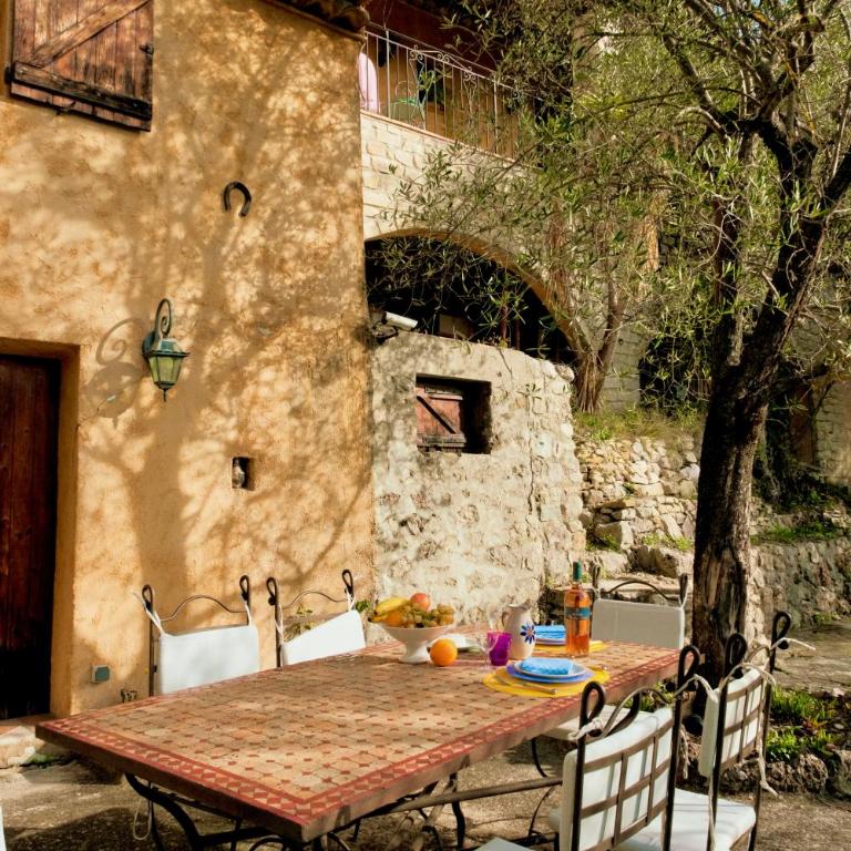 Authentic charming Provencal Villa in mountain 20 kms from Monaco and Nice - Villa 2 Chambres - 13