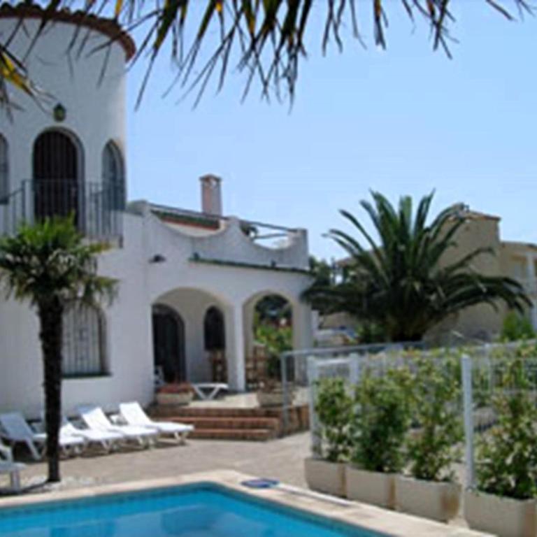 Global Immo 8008 CASA HENDRE - Casa de 4 dormitorios - 36