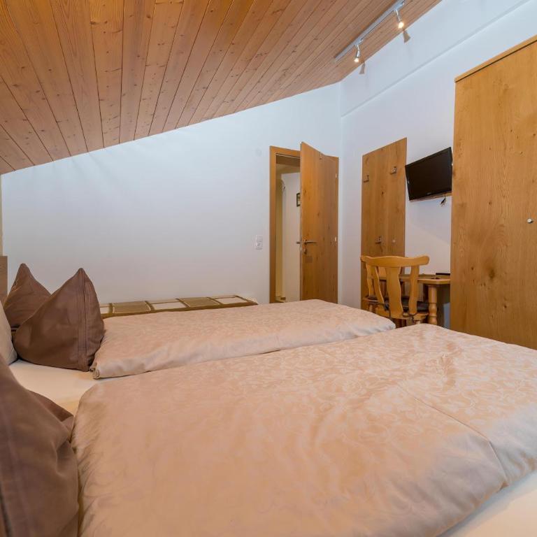 Haus Gant - Apartment mit Dusche - 10