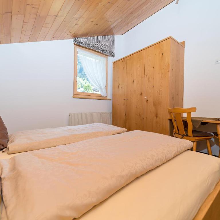 Haus Gant - Apartment mit Dusche - 12