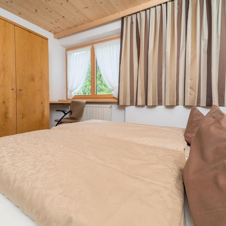 Haus Gant - Apartment mit 3 Schlafzimmern und Dusche - 10