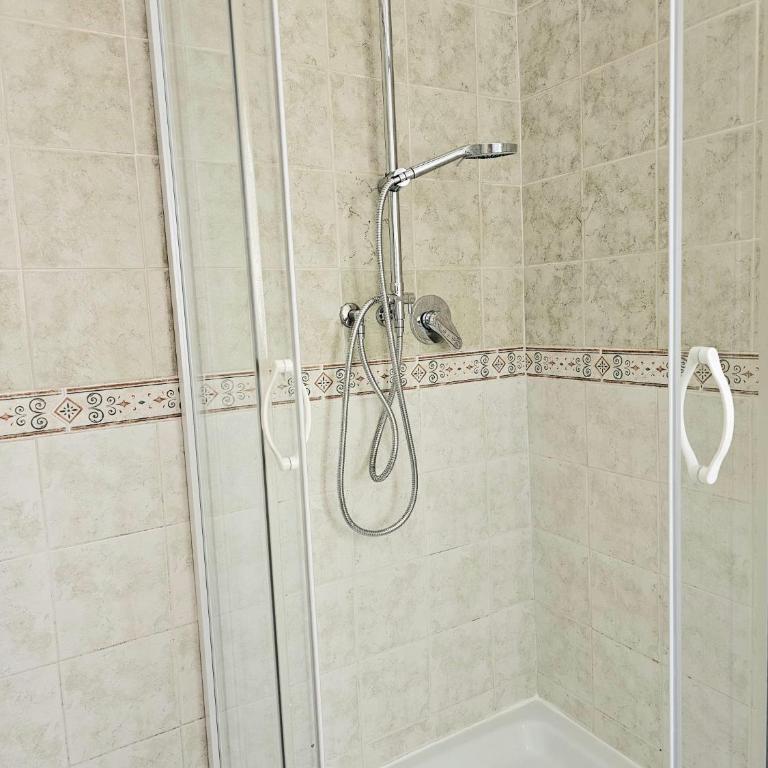 Domo Koralia - Appartamento in pieno centro - Appartamento con 1 Camera da Letto e Balcone - 3