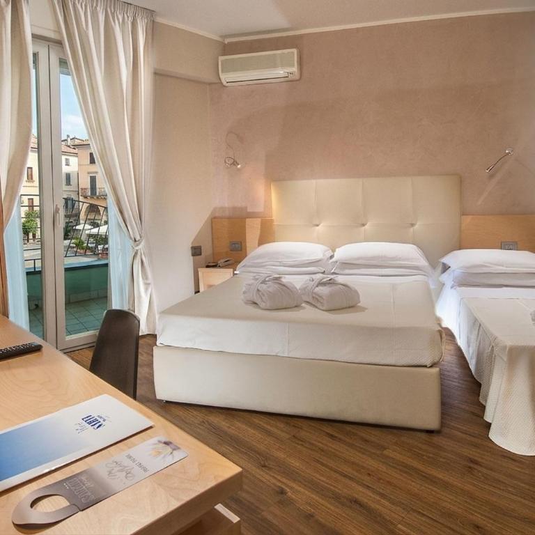 Hotel Sarti - Economy Double or Twin Room - 4