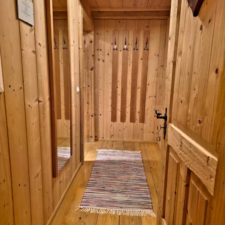 DIRNDL Kammer - Two-Bedroom Apartment - 24
