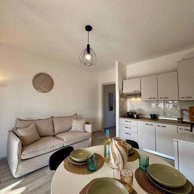 Residenza Sirmione Colombare - Appartamento con 2 Camere da Letto - 1