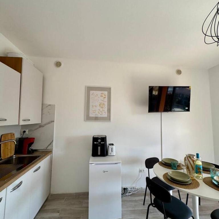 Residenza Sirmione Colombare - Appartamento con 2 Camere da Letto - 27
