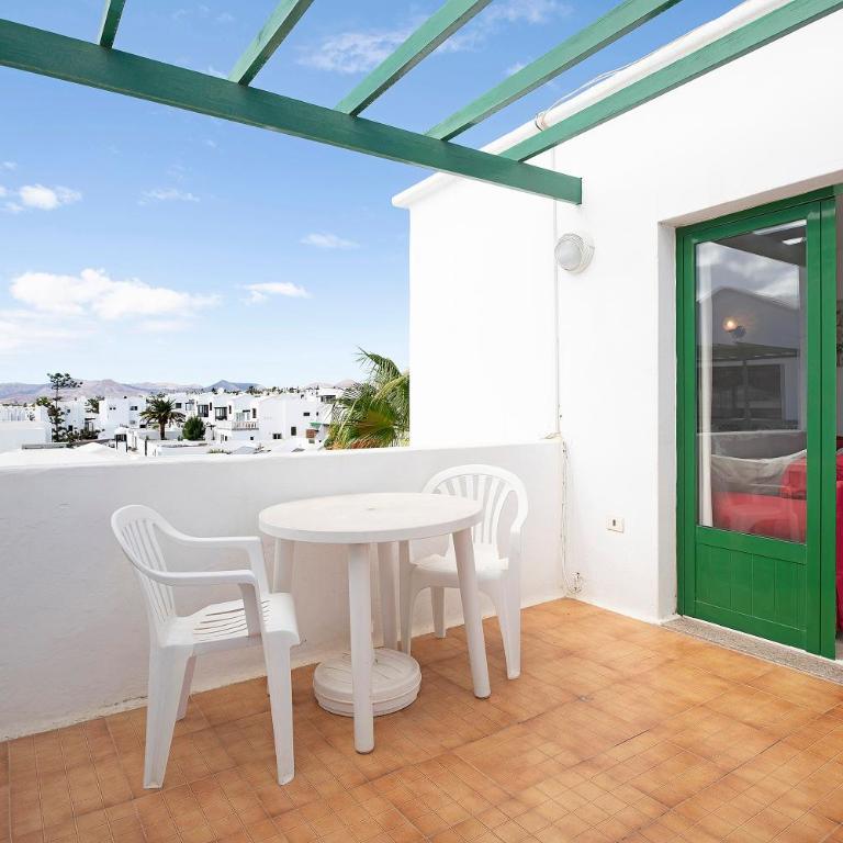 Apt6 Las Palmeras iii Lanzarote - Superior One-Bedroom Apartment with Balcony - 3