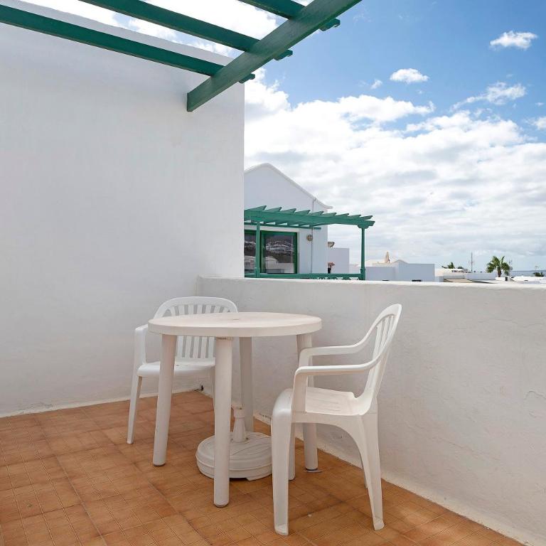 Apt6 Las Palmeras iii Lanzarote - Superior One-Bedroom Apartment with Balcony - 16