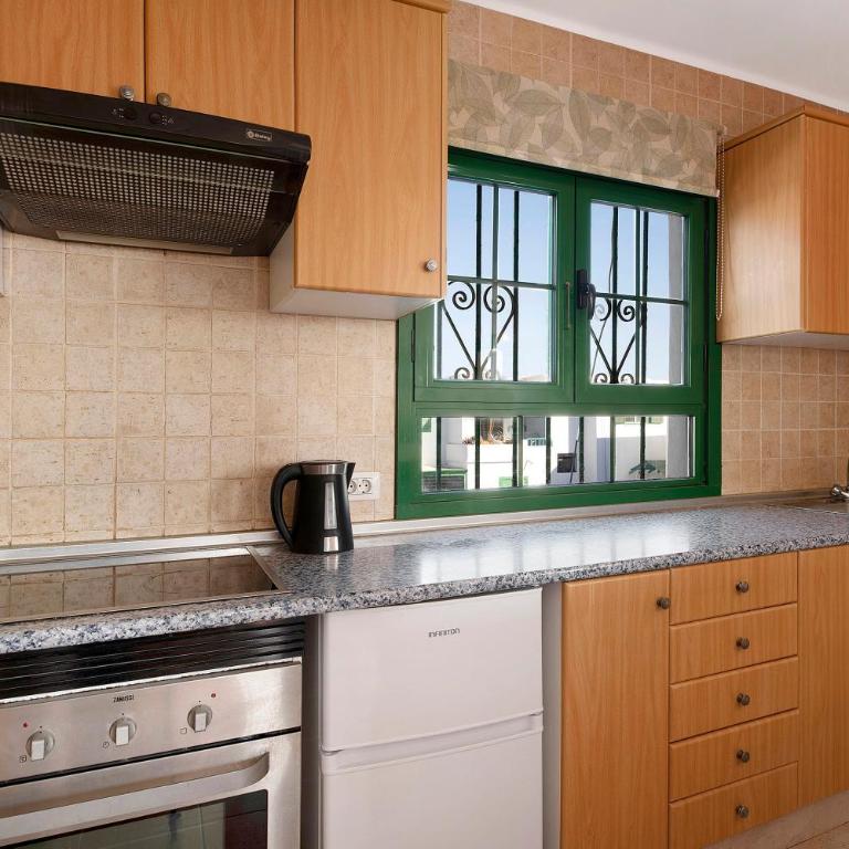 Apt6 Las Palmeras iii Lanzarote - Superior One-Bedroom Apartment with Balcony - 9