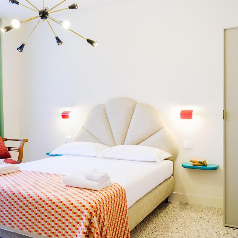 Chicco - Modern Two-Bedroom in a Green Courtyard - Appartamento con 2 Camere da Letto - 26