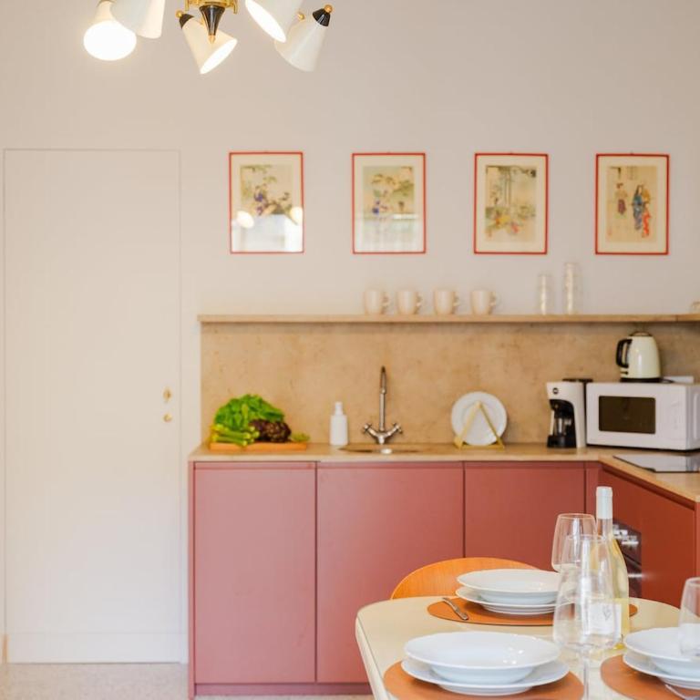 Chicco - Modern Two-Bedroom in a Green Courtyard - Appartamento con 2 Camere da Letto - 9