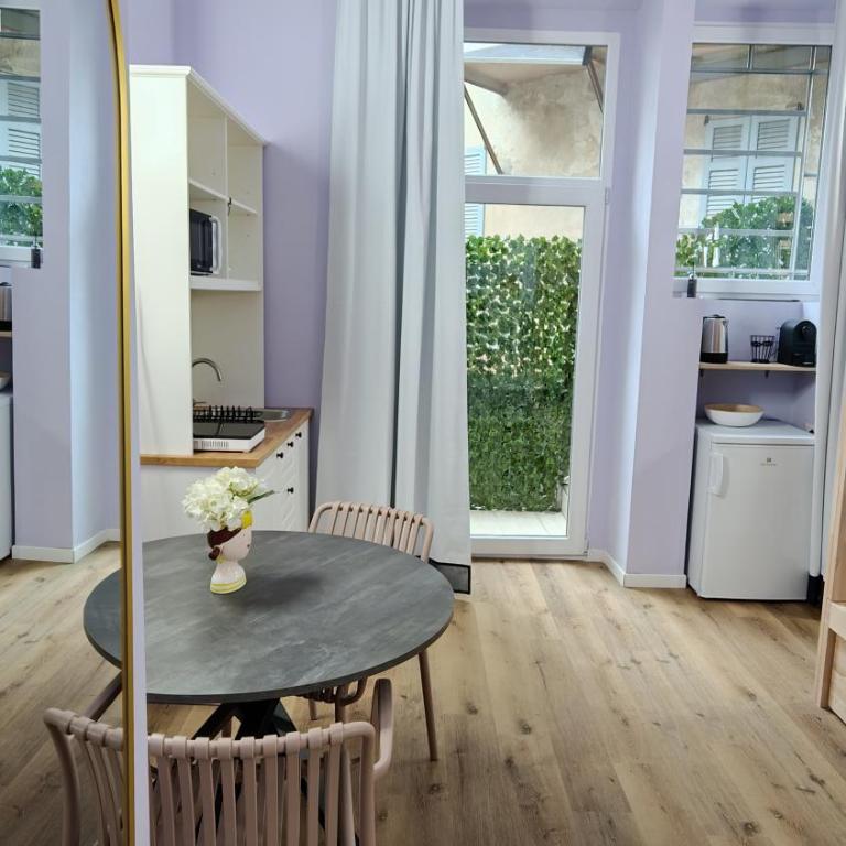 It's a Room - One-Bedroom Apartment - 2
