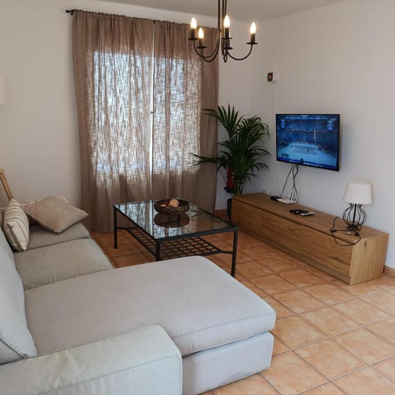 Villa Castillo, calle de las palmeras - Two-Bedroom Villa - 2