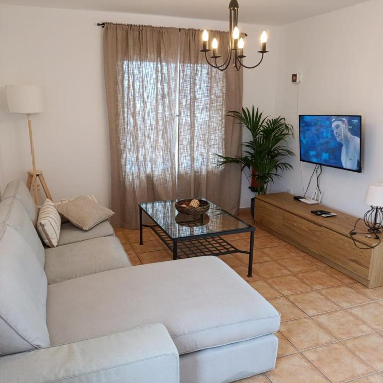Villa Castillo, calle de las palmeras - Two-Bedroom Villa - 12