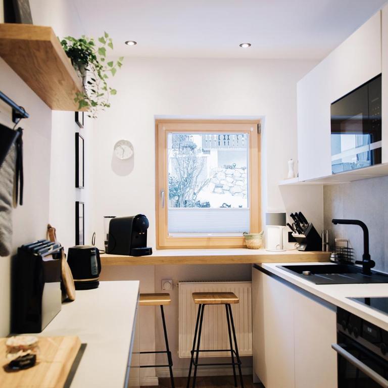 Die Karwendelsuite - 5 Sterne FeWo mit bestem Bergblick, zentrumsnah & ruhig gelegen, familienfreundlich - Two-Bedroom Apartment - 15