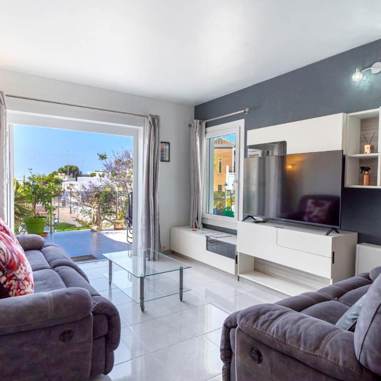 Tropicana 6C - Apartment with Sea Views, Large Terrace and BBQ - Appartement 2 Chambres avec Terrasse et Vue sur la Mer - 4