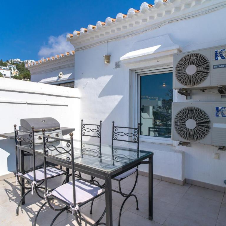 Tropicana 6C - Apartment with Sea Views, Large Terrace and BBQ - Appartement 2 Chambres avec Terrasse et Vue sur la Mer - 27