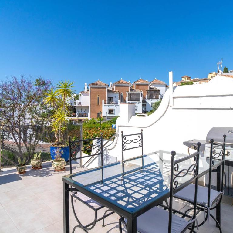 Tropicana 6C - Apartment with Sea Views, Large Terrace and BBQ - Appartement 2 Chambres avec Terrasse et Vue sur la Mer - 28