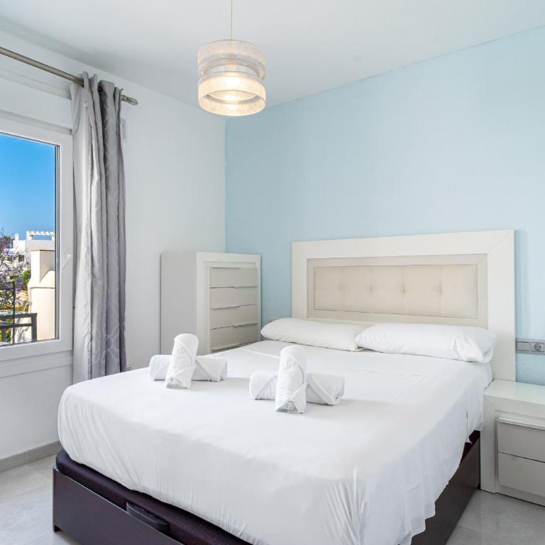 Tropicana 6C - Apartment with Sea Views, Large Terrace and BBQ - Appartement 2 Chambres avec Terrasse et Vue sur la Mer - 17