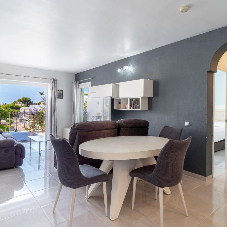 Tropicana 6C - Apartment with Sea Views, Large Terrace and BBQ - Appartement 2 Chambres avec Terrasse et Vue sur la Mer - 11
