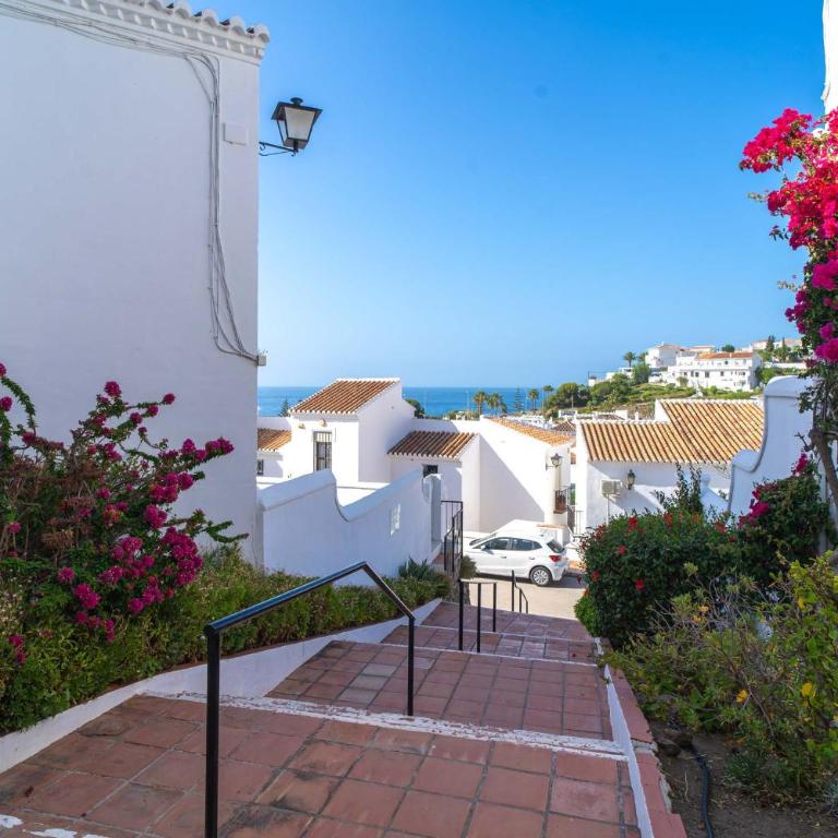 Tropicana 6C - Apartment with Sea Views, Large Terrace and BBQ - Appartement 2 Chambres avec Terrasse et Vue sur la Mer - 44