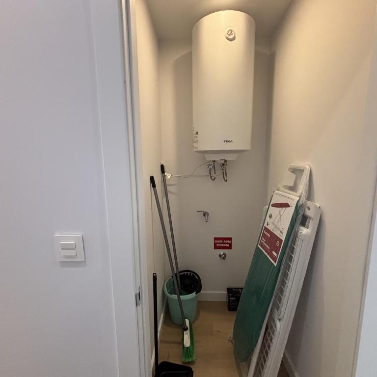 APARTAMENTOS TURÍSTICOS AREAMAR - Estudio con sofá cama - 8
