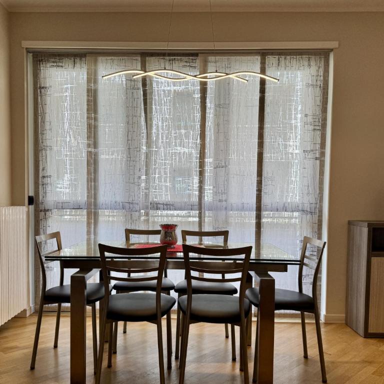 Rosso di sera - ampio appartamento in centro - Appartement - 2