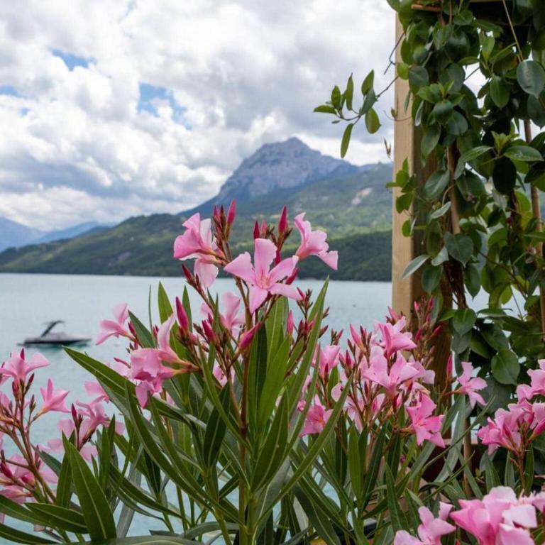 Mobile homes for 4 people with lake view in Residence L'Ecrin du Lac, Chorges - Appartement 2 Chambres - 13