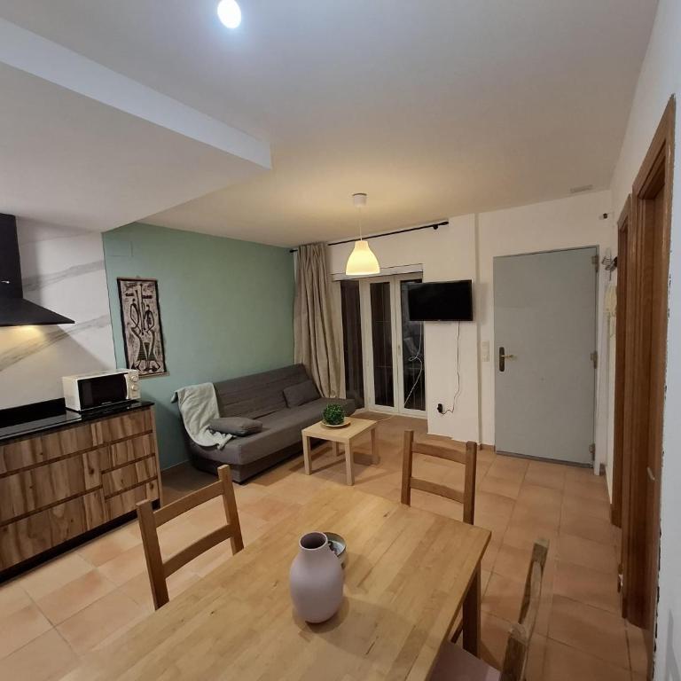 Elobey - One-Bedroom Apartment - 16