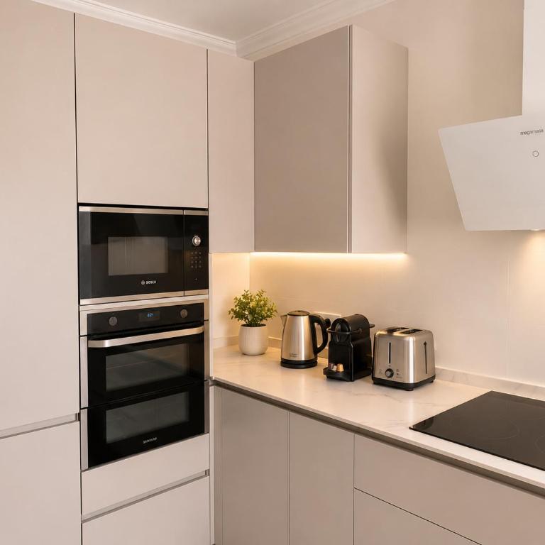 Number 10 - Four-Bedroom House - 28
