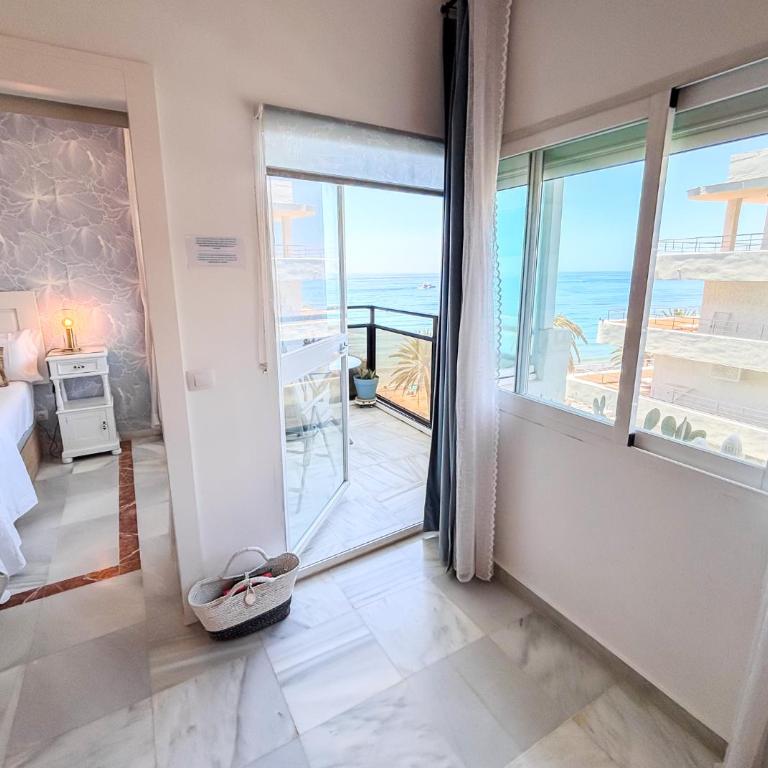 Skol 438 Super One-bedroom Apartment with Sea Views - Appartement - 35