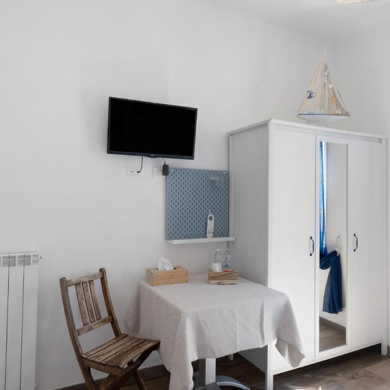 Il Leone Bianco Affittacamere - Camera Queen Standard - 17