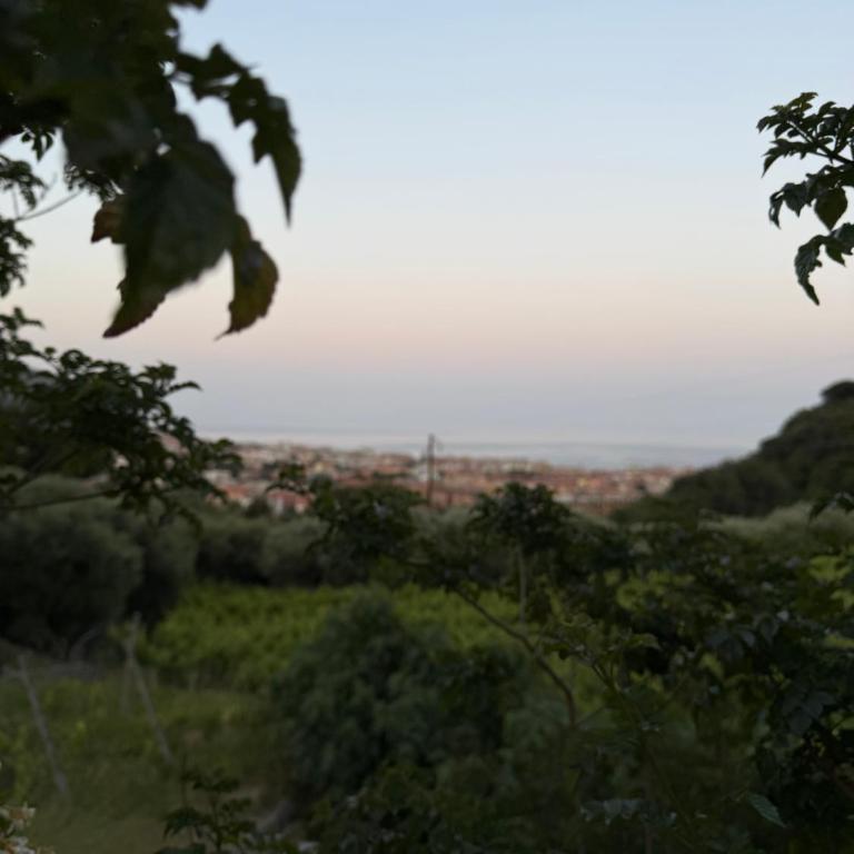Enjoy the stunning views in Muzazzi, our Riviera Home - Casa Vacanze - 4