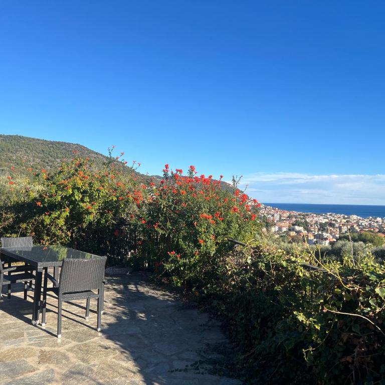 Enjoy the stunning views in Muzazzi, our Riviera Home - Casa Vacanze - 30