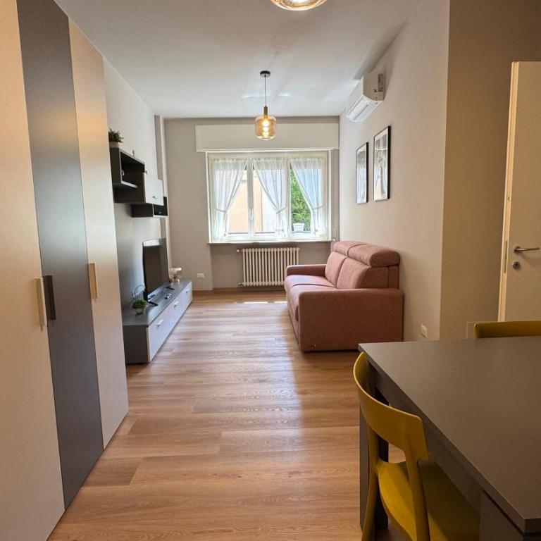 Grisoni Brothers' Lake House - Grisoni Streetview - Two-Bedroom Apartment - 16