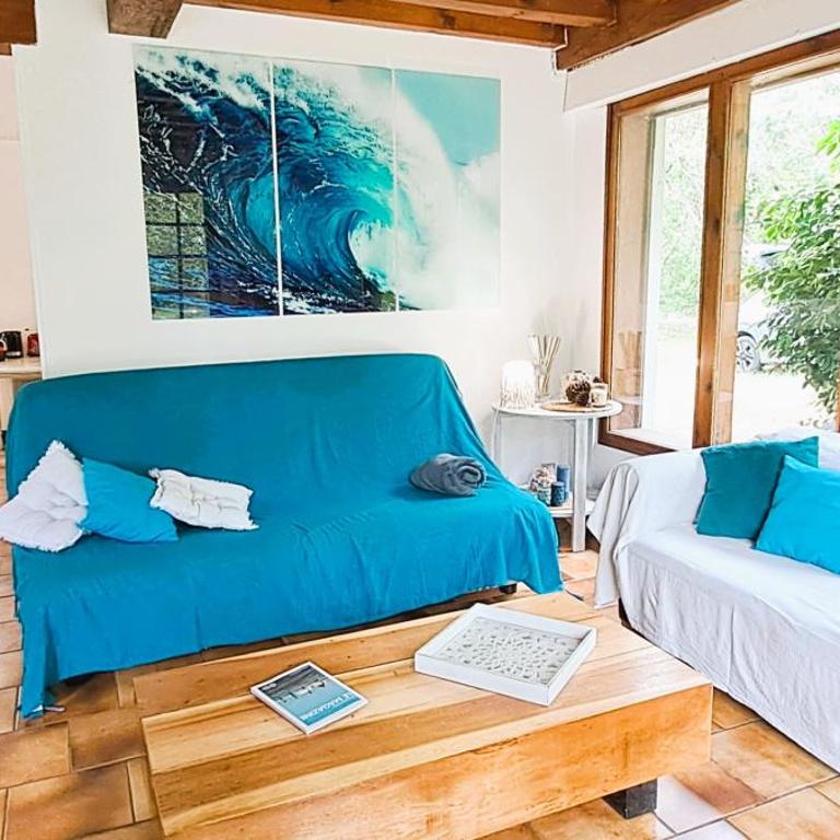 La Villa familiale du Soleil Levant grand jardin - Three-Bedroom House - 17