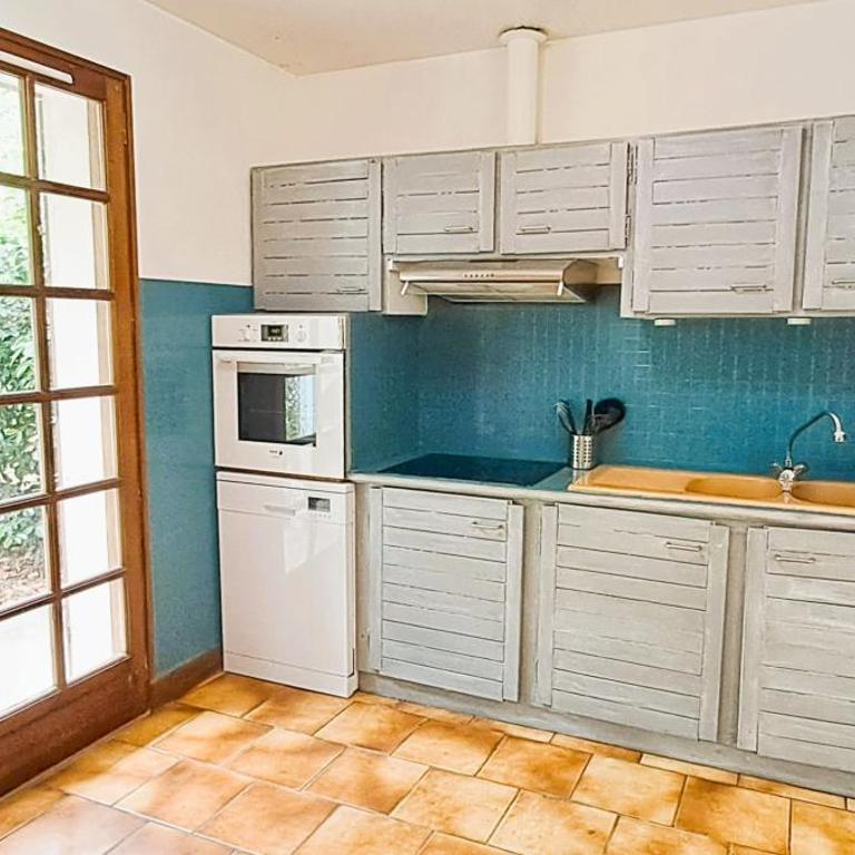 La Villa familiale du Soleil Levant grand jardin - Three-Bedroom House - 18