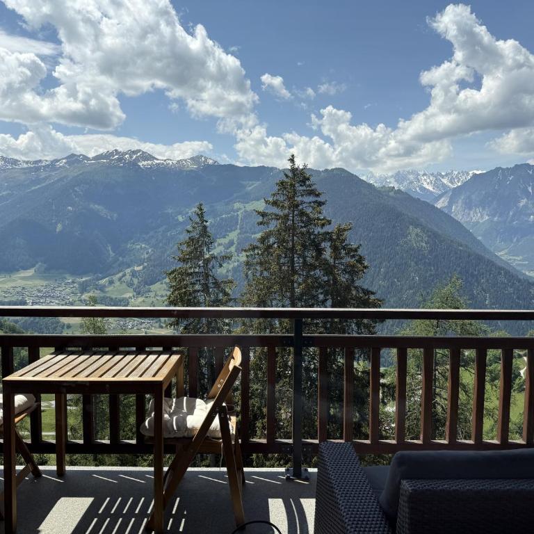 Central Verbier 5-bedroom Penthouse with Pool, Sauna, Gym, Stunning View - Appartement - 5