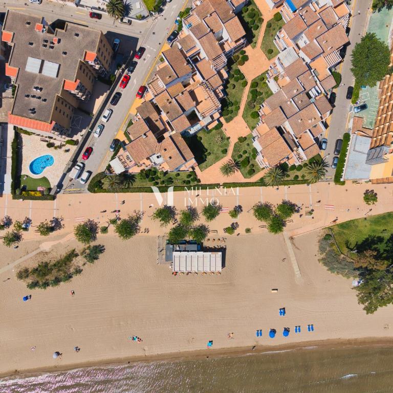 Milenial Immo Beachfront with parking Roses - Apartment mit 2 Schlafzimmern, Terrasse und Meerblick - 38