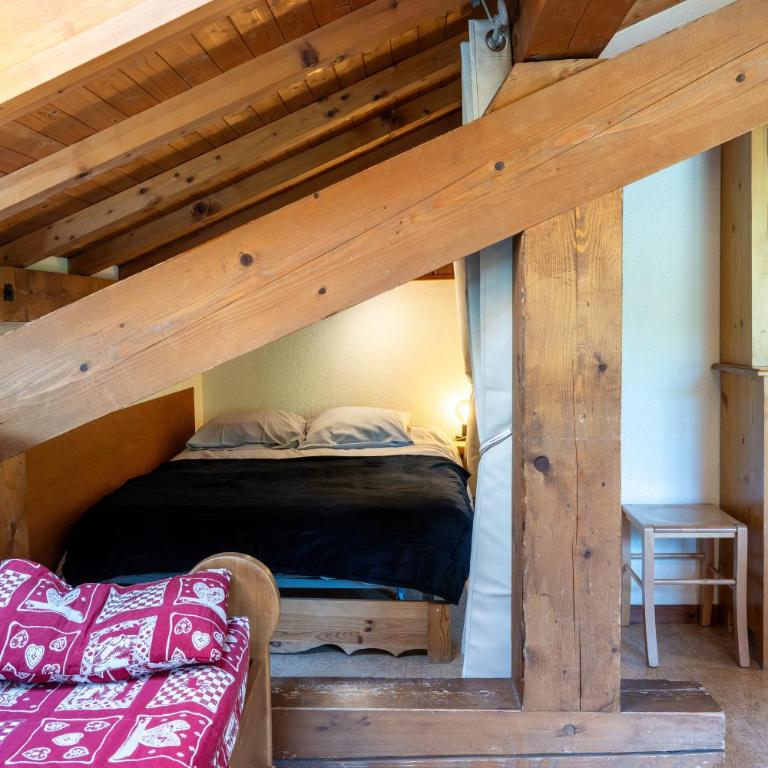 11 Appartements LE CHALET DU PLESSIS de 2 à 10 personnes au cœur du village - Appartement 2 Chambres avec Vue sur la Montagne - 10