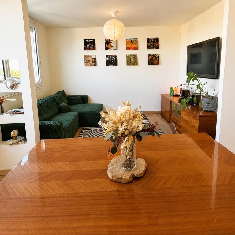 Groovy Suite, Jacuzzi et Clim, T3 métro Saint Cyprien - Apartamento de 2 dormitorios - 2