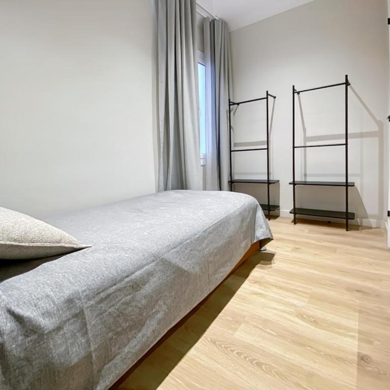 Sant Gervasi 1 1 - Apartamento con 4 dormitorios - 11