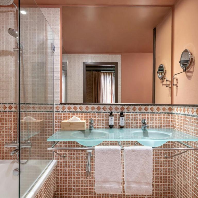 Hotel Palacio del Carmen, Autograph Collection - Zimmer mit Kingsize-Bett und Gartenblick. - 16