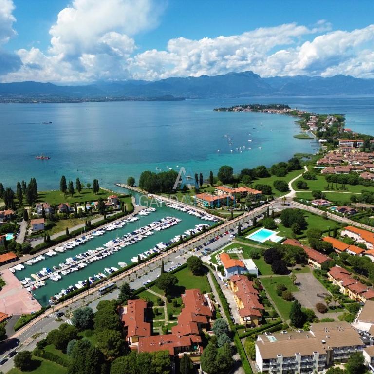 Golden Lake - vivi Sirmione a due passi dal lago - Appartamento con 2 Camere da Letto - 21