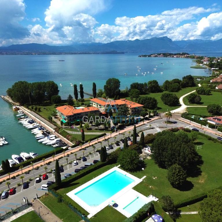 Golden Lake - vivi Sirmione a due passi dal lago - Appartamento con 2 Camere da Letto - 23