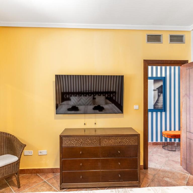 1HAB premium, checkin autónomo, acceso directo a playa, parking, terraza y piscina - Apartamento de 1 dormitorio - 11