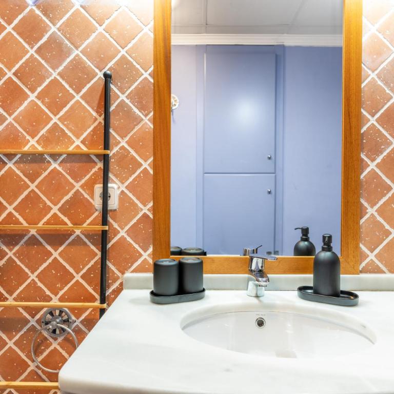 1HAB premium, checkin autónomo, acceso directo a playa, parking, terraza y piscina - Apartamento de 1 dormitorio - 16