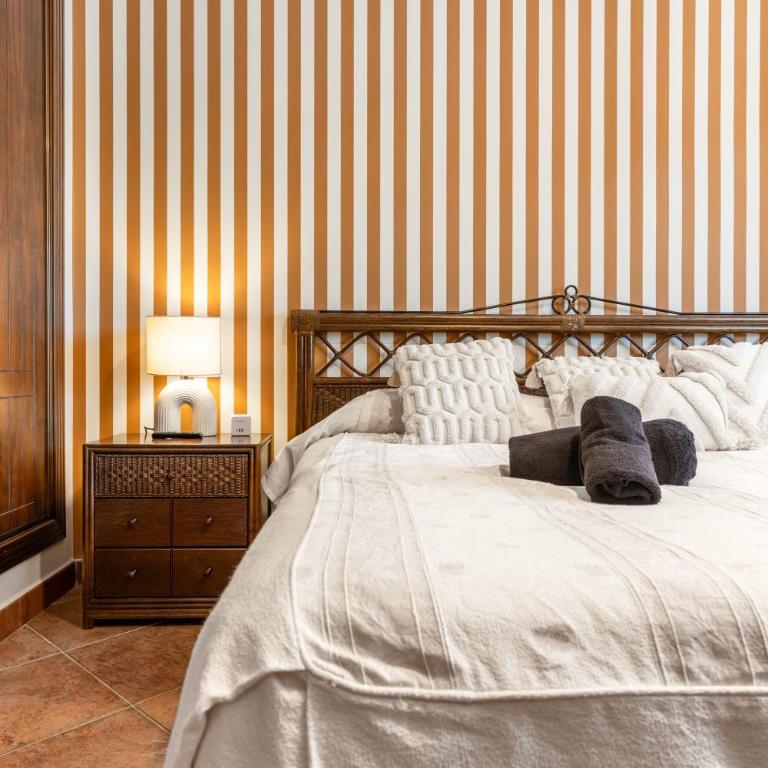 1HAB premium, checkin autónomo, acceso directo a playa, parking, terraza y piscina - Apartamento de 1 dormitorio - 14