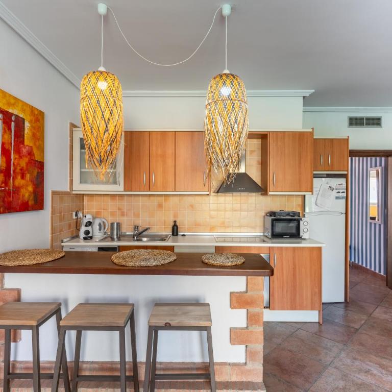 1HAB premium, checkin autónomo, acceso directo a playa, parking, terraza y piscina - Apartamento de 1 dormitorio - 12