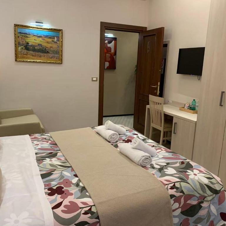 Luxe roma - Camera Matrimoniale Deluxe (2 Adulti + 1 Bambino) - 7